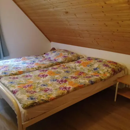 Hill 26 By Interhome Casa de Férias Cista (Hradec Kralove)