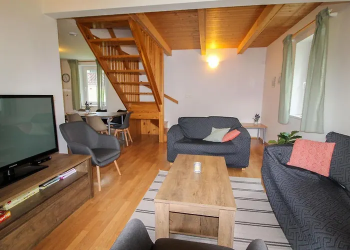 Hill 26 By Interhome Hébergement de vacances Cista (Hradec Kralove)